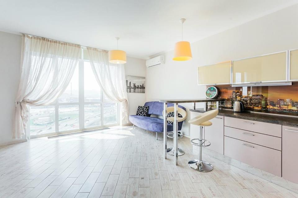 Панорамный Вид 15 Этаж. Набережная Днепра Kiev Exterior foto